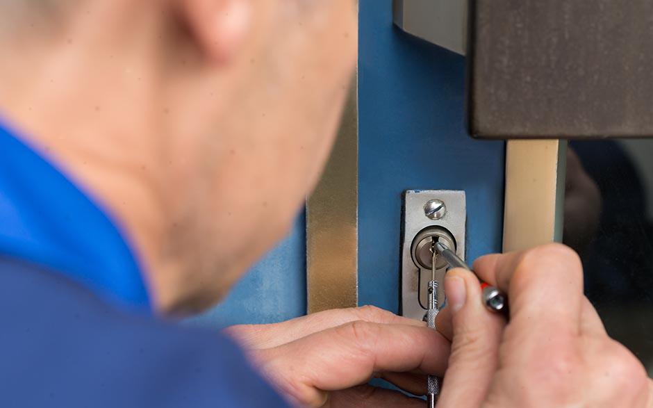travail de qualité serrure porte blindée Champs-sur-Marne